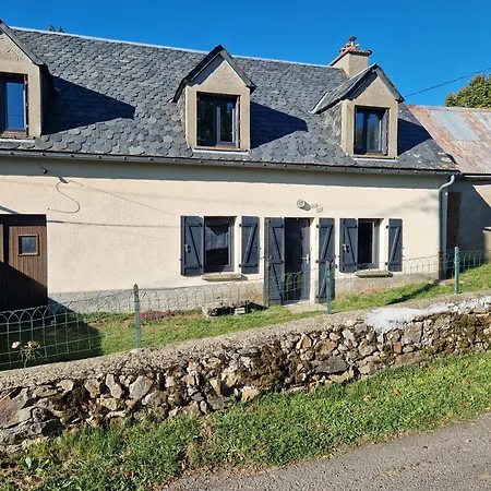 Dans Le Cezallier * Marcenat (Cantal)